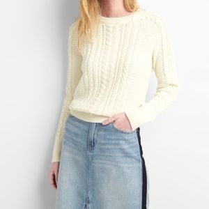 Gap - NEW - Knitted Sweater